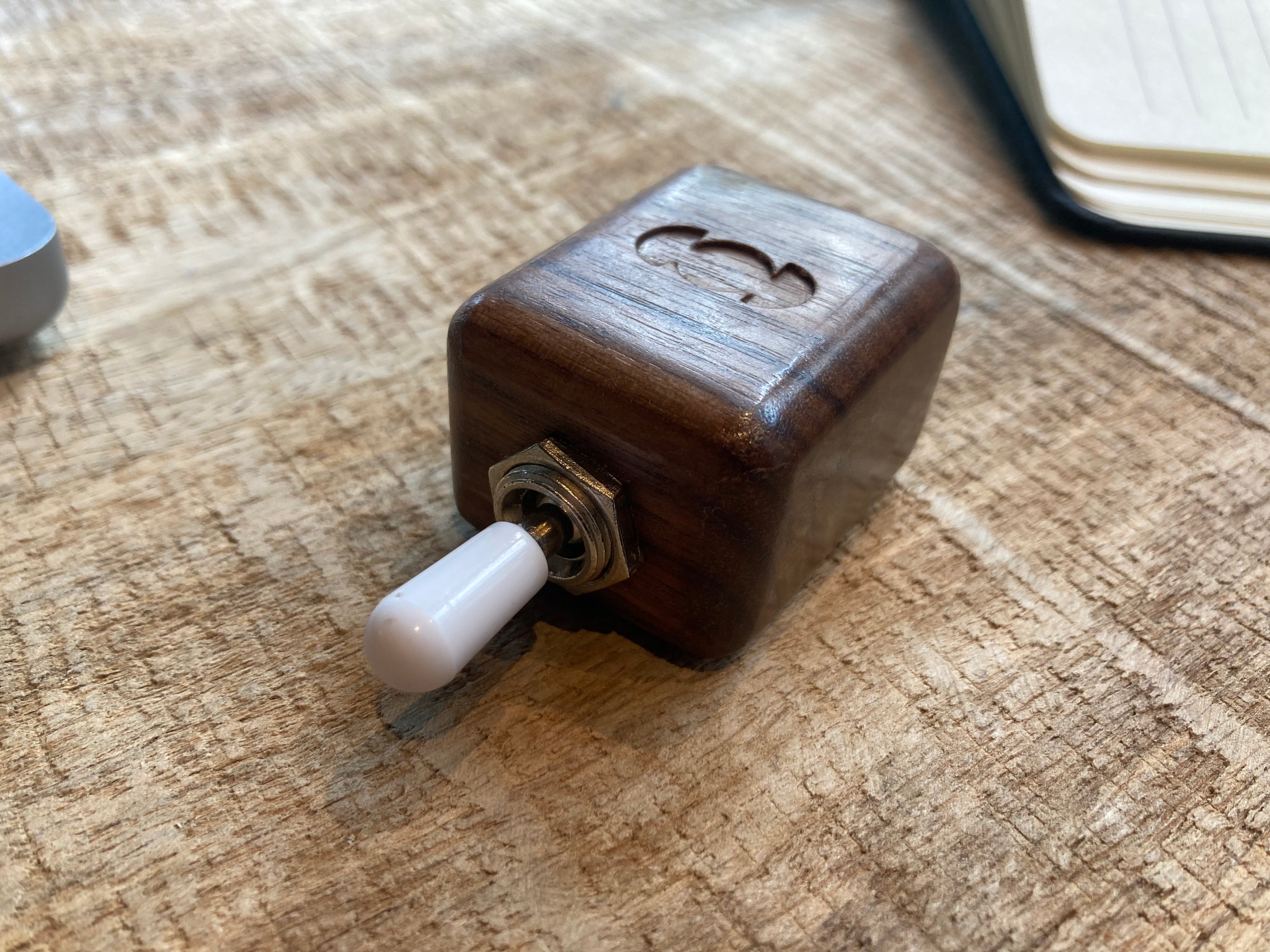 Focus Switch